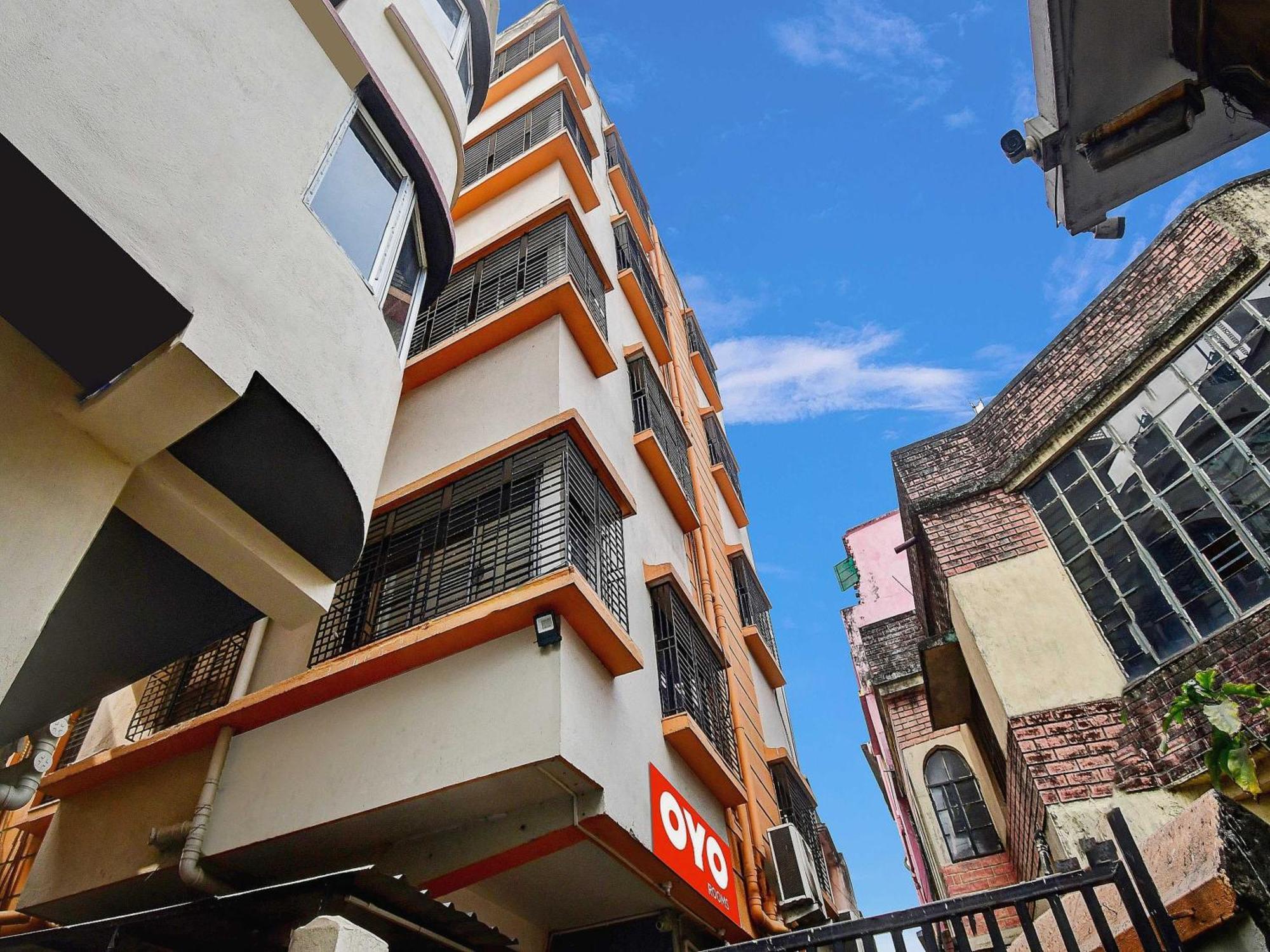 Hotel O Grand Lazeez Hāora 外观 照片