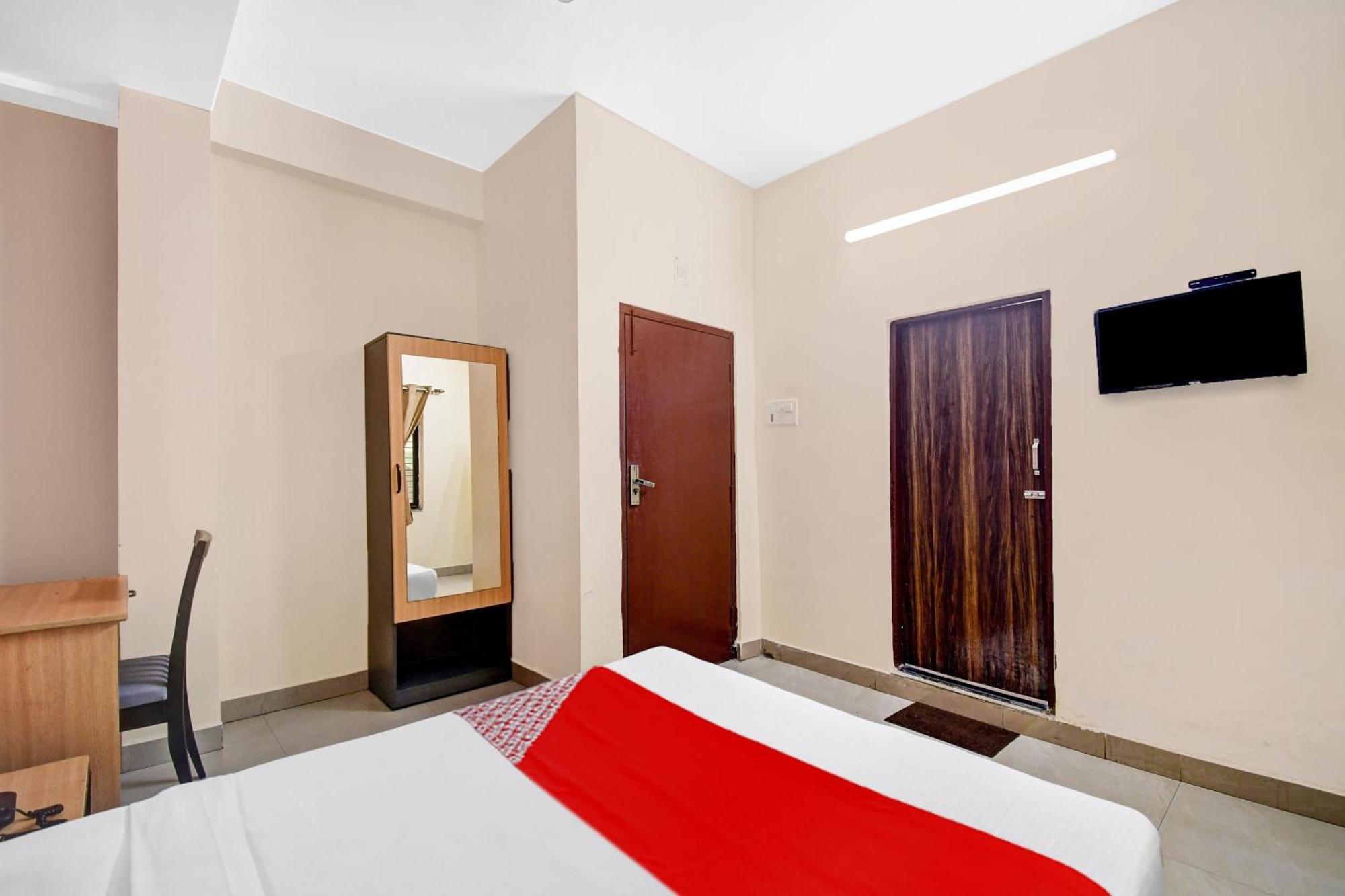Hotel O Grand Lazeez Hāora 外观 照片