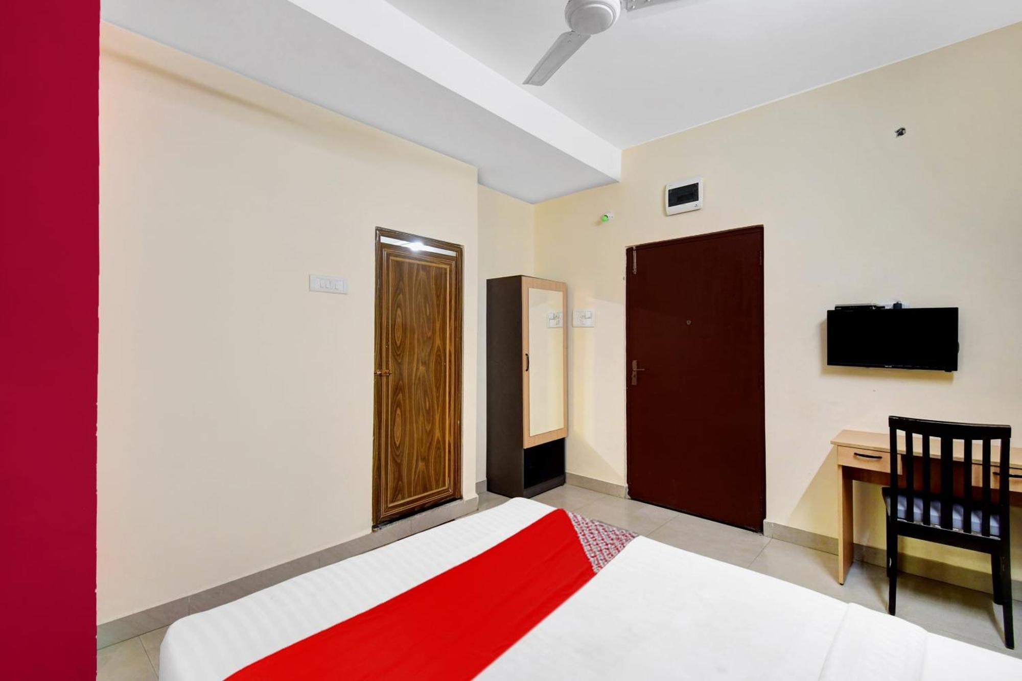 Hotel O Grand Lazeez Hāora 外观 照片