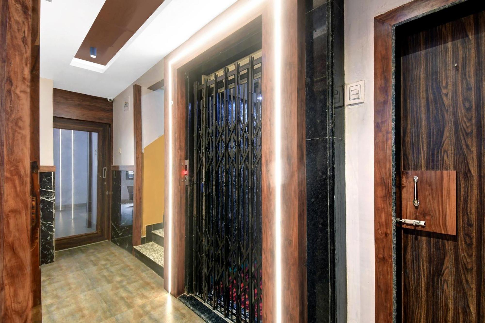 Hotel O Grand Lazeez Hāora 外观 照片